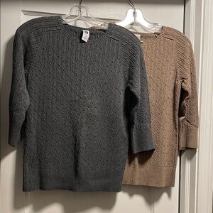 GAP Cable Knit Crew Neck Sweaters - Gray & Tan